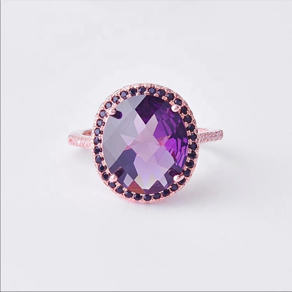 New Luxury Rose Gold Diamond Bridal Ring - Picture 2 of 5